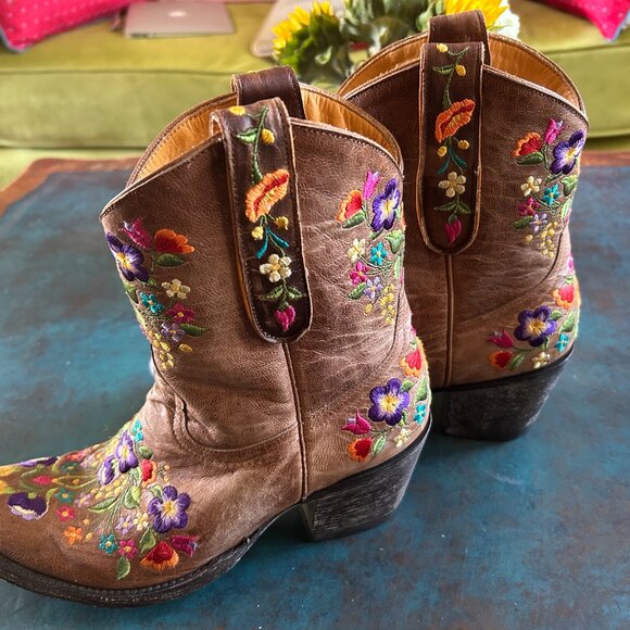 OLD GRINGO SORA 6" SHORT SHAFT EMBROIDERED BOOTS!!! 8.5 - Picture 1 of 5